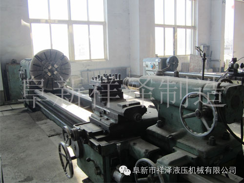 普車CW6163C 最大工件長度3米、最大工件回轉(zhuǎn)直徑630mm